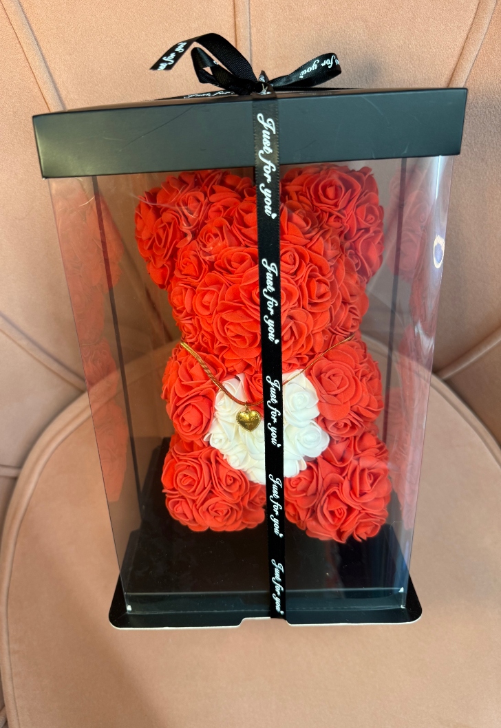 αρκουδάκι με κολιέ