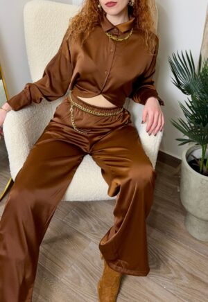 σετ σατέν υφή καφέ